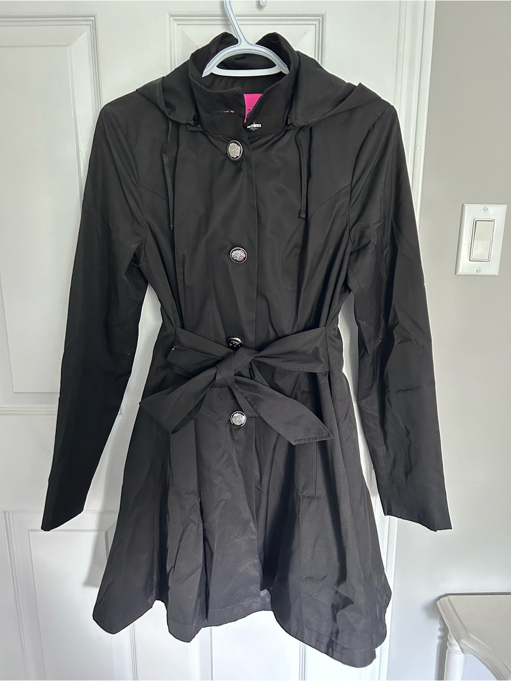 Betsey Johnson black A-line trench coat with removable hood